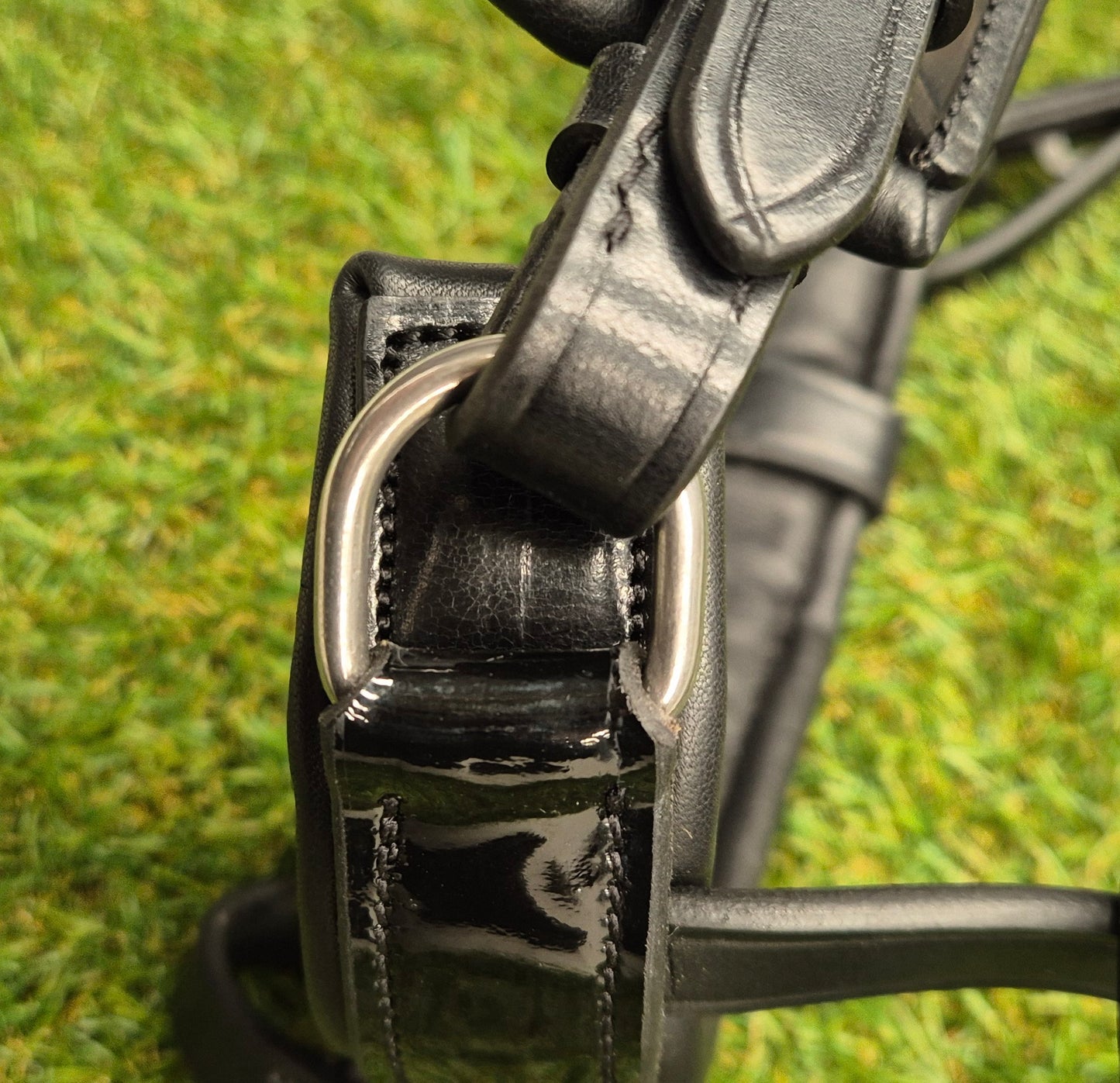 Full size black premium gel snaffle sales bridle - no reins