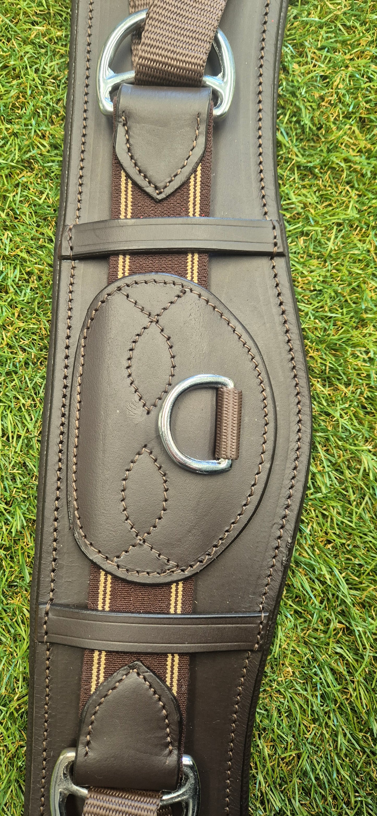 dressage girth with equaliser havana 55cm - sale
