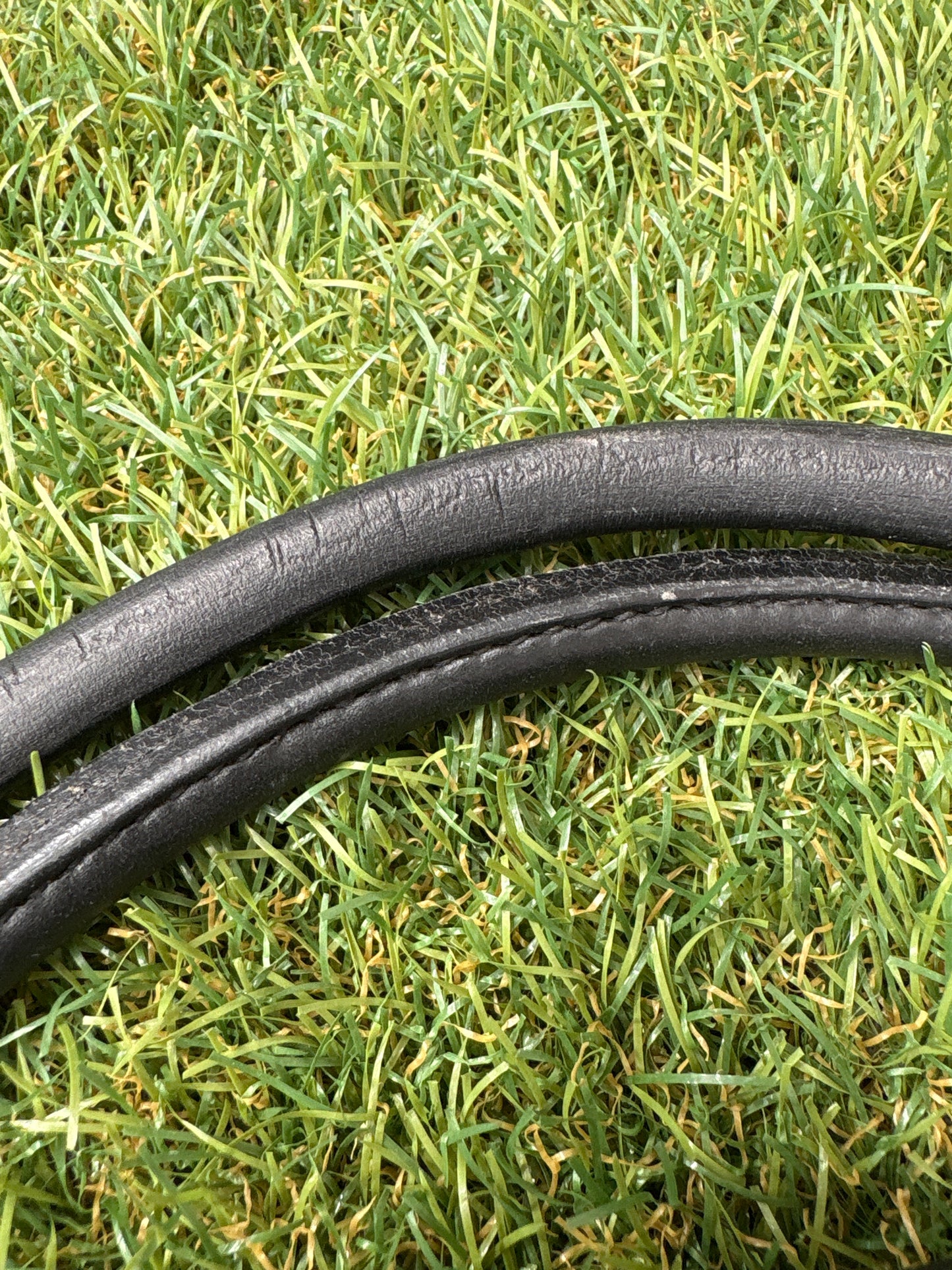 Cob Size Curb Rolled Leather Rein - Black